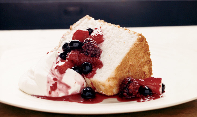 angel Food Cake with Berry Compote